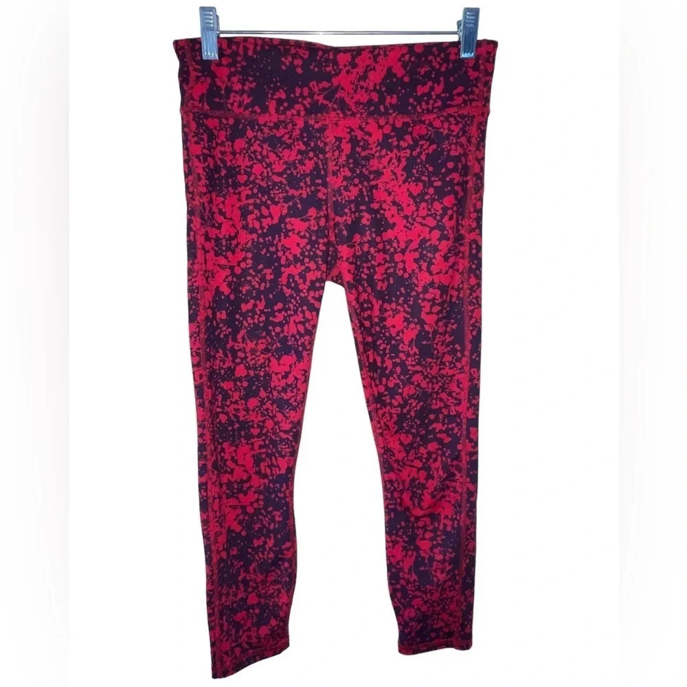 Fabletics Mid-Rise PureLuxe Capri Leggings Women’s Size Small Red Paint Splatter